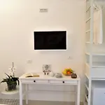 Arneo Terra Del Sole Bed & Breakfast 3*