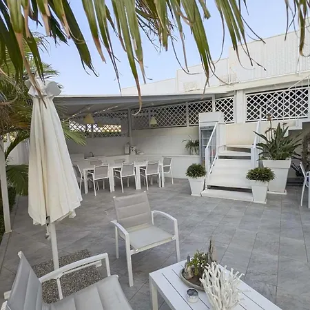 Arneo Terra Del Sole Bed & Breakfast 3*