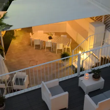 Arneo Terra Del Sole Bed & Breakfast Torre Lapillo