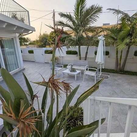 Arneo Terra Del Sole Bed & Breakfast
