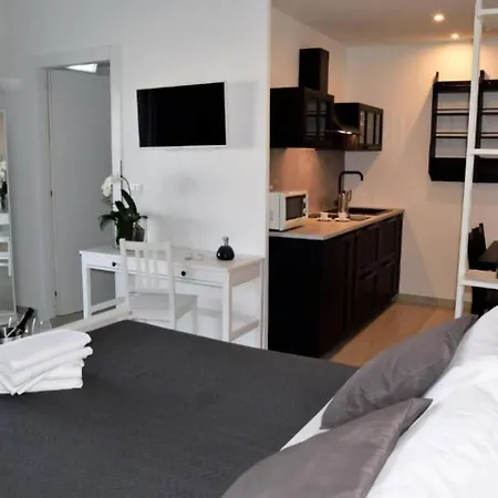 Bed & Breakfast Arneo Terra Del Sole 3*