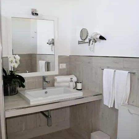 Arneo Terra Del Sole